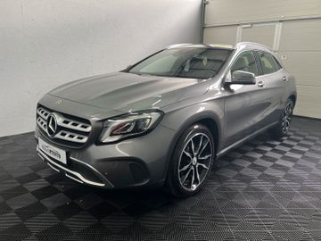 Gebrauchtwagen Mercedes-Benz GLA GLA 250 *SHZ *LED-SW *19" in Nürnberg