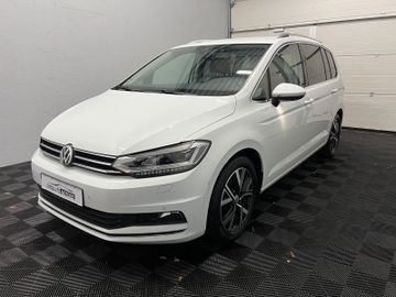Gebrauchtwagen Volkswagen Touran Touran Highline 1,5TSI ACT *AHK *LED *ACC *1.Hd in Nürnberg